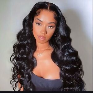 Luxurious Black Wavy Hair 100% Virgin Human Hair Wig 10 in/ Bob